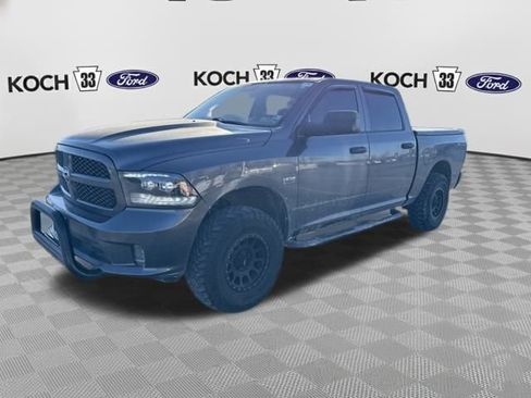 Used 2017 RAM 1500 Express image 3