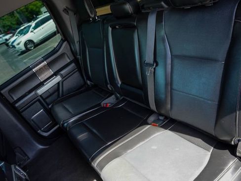 Used 2018 Ford F250 Lariat w/ Lariat Value Package AWD/4WD image 25