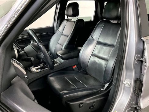 Used 2019 Jeep Grand Cherokee Limited w/ Luxury Group II image 24