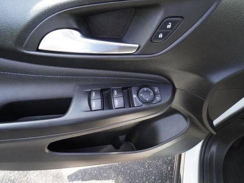 Used 2025 Buick Envista Sport Touring FWD image 14