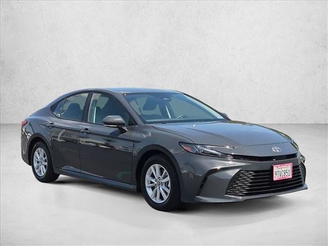 Certified 2025 Toyota Camry LE FWD image 3