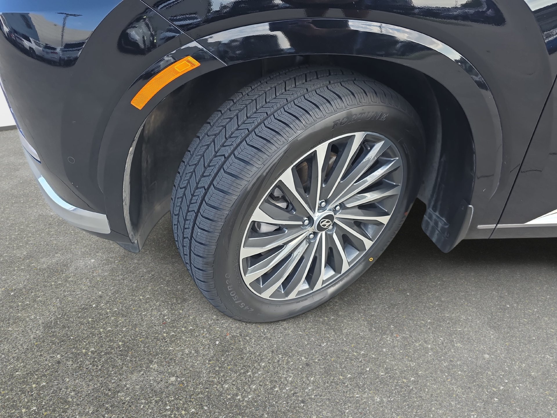 Used 2023 Hyundai Palisade Calligraphy w/ Winter Package FWD image 31