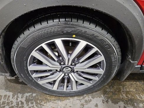 Used 2021 Nissan Kicks SV w/ Interior Electronics Package image 8