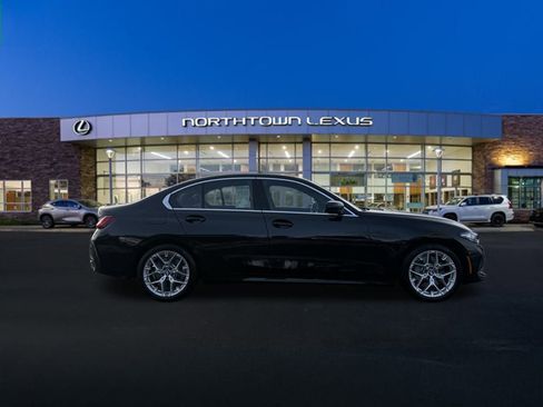 Used 2025 BMW 330i xDrive Sedan w/ Convenience Package image 24