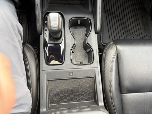 Used 2022 Nissan Frontier PRO-4X w/ Pro-4X Premium Package image 19