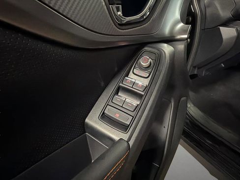 Used 2023 Subaru Crosstrek 2.5i Limited w/ Moonroof Package image 6