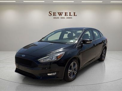 Used 2018 Ford Focus SE w/ SE Appearance Package