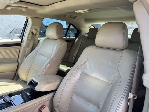 Used 2013 Ford Taurus Limited FWD image 35