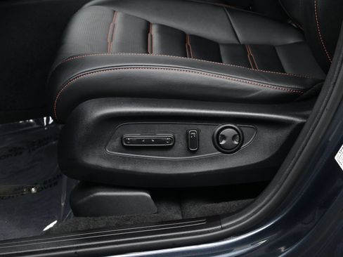 Used 2026 Honda CR-V Sport Touring image 11