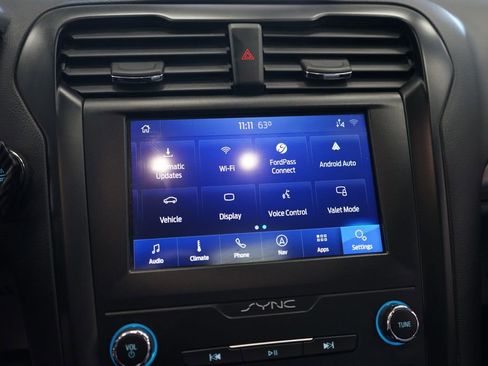 Used 2020 Ford Fusion SE w/ Equipment Group 151A image 34