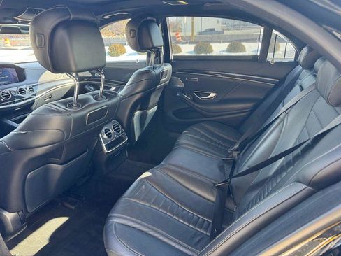 Used 2019 Mercedes-Benz S 560 4MATIC Sedan w/ AMG Line Exterior image 37