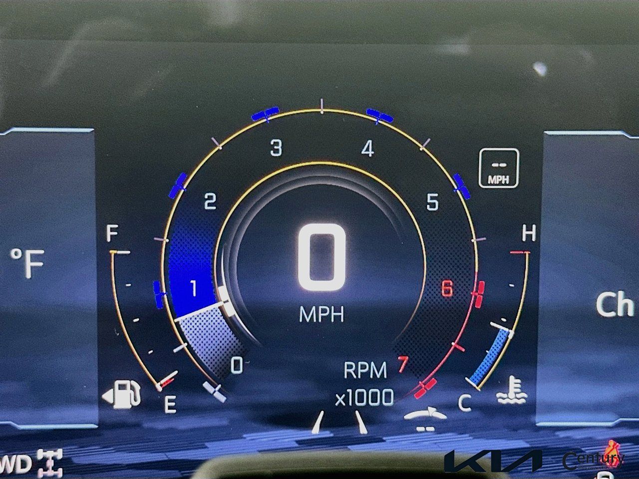 Used 2025 Chevrolet Traverse High Country AWD/4WD image 12
