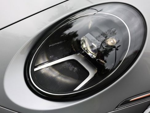 Used 2024 Porsche 911 Carrera w/ Premium Package image 73