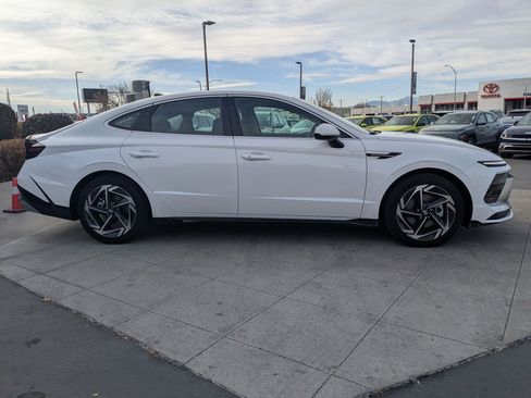 Used 2026 Hyundai Sonata SEL image 2