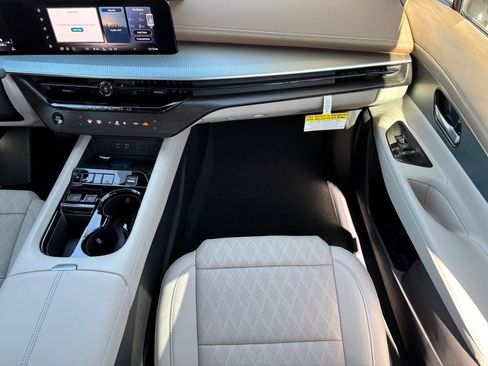 New 2026 Nissan Murano Platinum AWD/4WD image 15