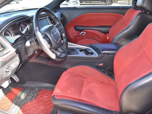 Used 2022 Dodge Challenger R/T Scat Pack w/ Plus Package image 10