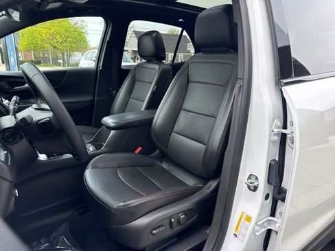 Used 2023 Chevrolet Equinox RS w/ RS Leather Package AWD/4WD image 11