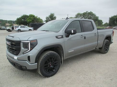 New 2026 GMC Sierra 1500 Elevation w/ Elevation Premium Package AWD/4WD image 10