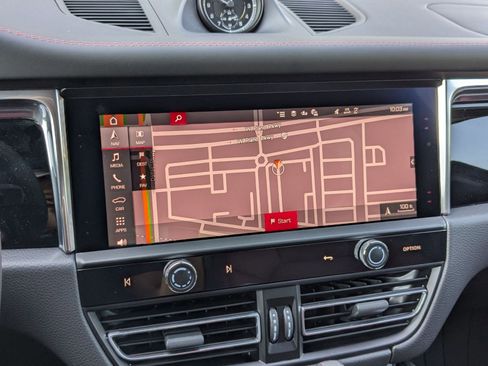 New 2025 Porsche Macan S image 16