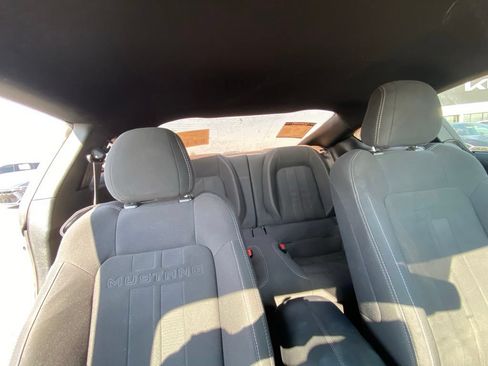 Used 2020 Ford Mustang Coupe RWD image 28