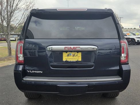 Used 2018 GMC Yukon Denali w/ Denali Ultimate Package image 5