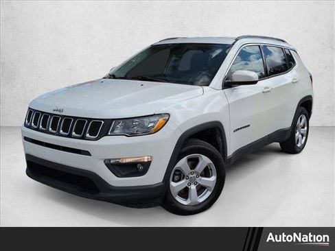 Used 2018 Jeep Compass Latitude w/ Popular Equipment Group image 1