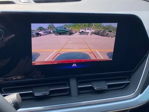 Used 2026 Chevrolet Trax LT w/ Driver Confidence Package FWD image 16