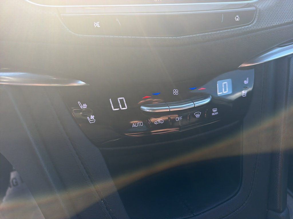 Used 2024 Cadillac XT5 Premium Luxury w/ LPO, Floor Liner Package AWD/4WD image 17