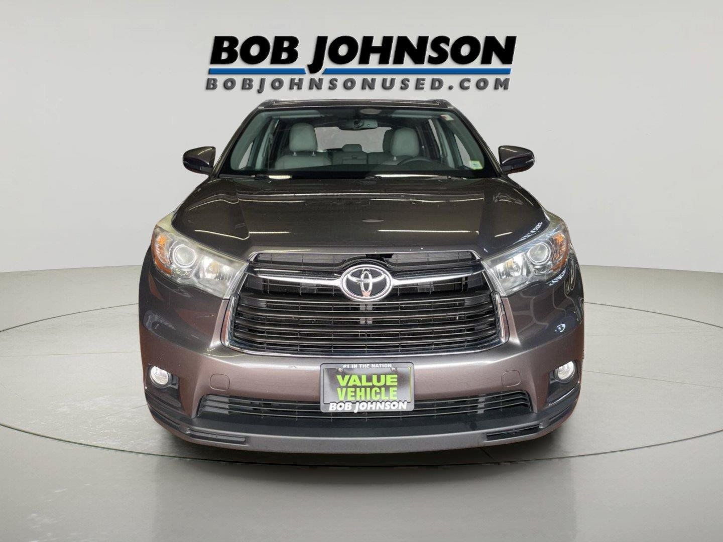 Used 2016 Toyota Highlander XLE AWD/4WD image 2