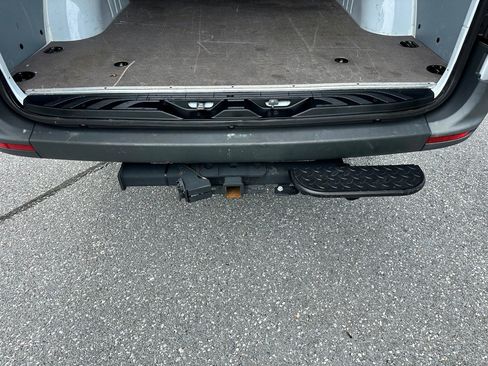 Used 2024 Mercedes-Benz Sprinter 2500 image 23