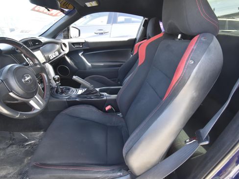 Used 2016 Scion FR-S RWD image 7