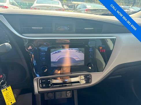 Used 2019 Toyota Corolla LE FWD image 25