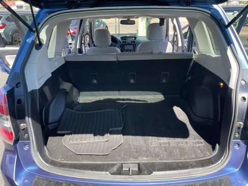 Used 2016 Subaru Forester 2.5i Limited AWD/4WD image 16