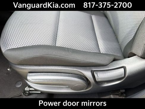 Certified 2025 Kia Soul LX image 16