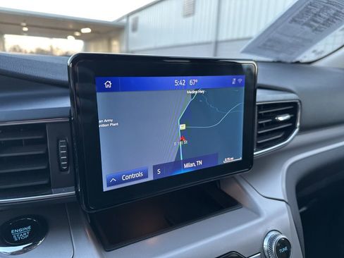 Used 2023 Ford Explorer XLT w/ Equipment Group 202A image 22