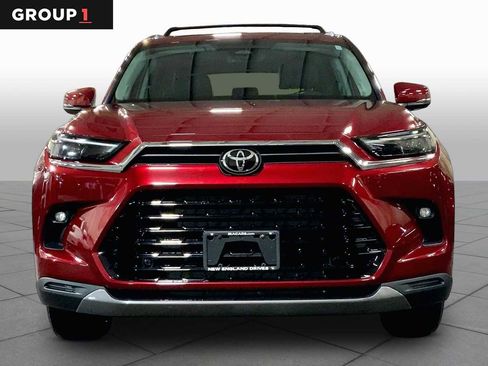 Certified 2024 Toyota Grand Highlander AWD image 4