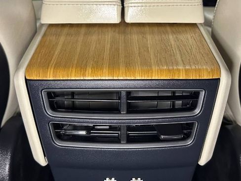 Used 2020 Tesla Model S Long Range image 38