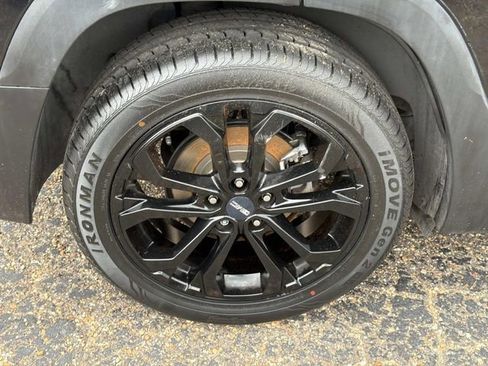 Used 2020 GMC Terrain SLT w/ Preferred Package FWD image 5