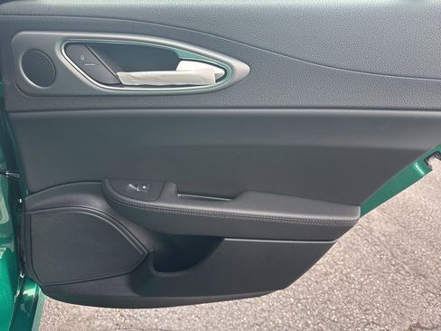 New 2025 Alfa Romeo Giulia w/ Driving Assist Package image 21