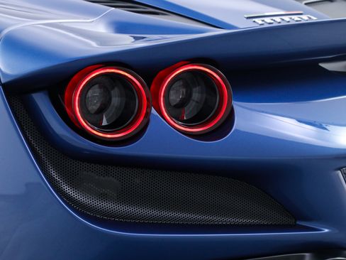 Certified 2023 Ferrari F8 Tributo RWD image 18