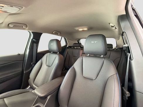 New 2026 Buick Encore GX Sport Touring w/ Advanced Technology Package FWD image 19