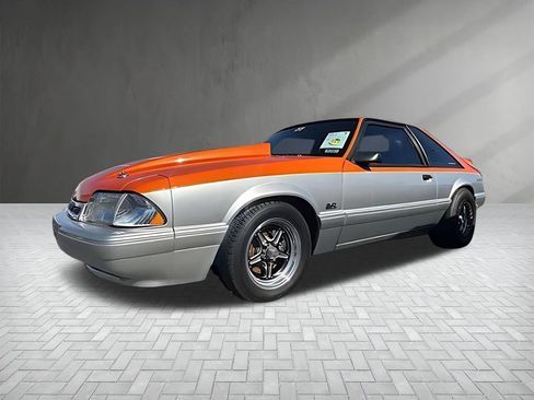 Used 1993 Ford Mustang LX RWD image 4