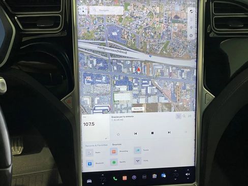 Used 2017 Tesla Model S image 15