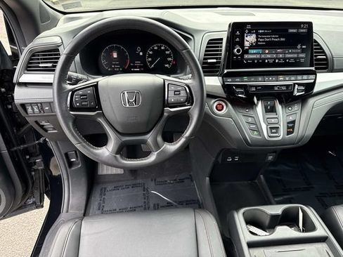 Used 2025 Honda Odyssey Sport-L image 18