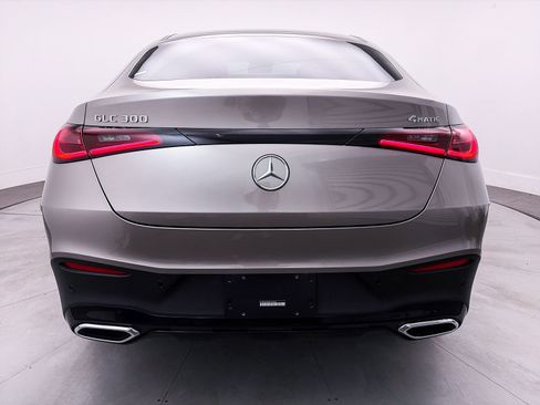 Used 2024 Mercedes-Benz GLC 300 4MATIC w/ AMG Line image 15