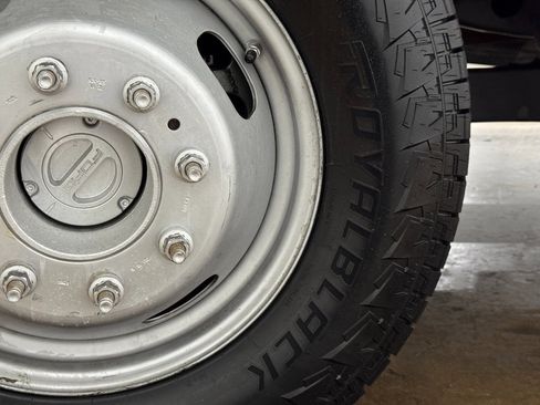 Used 2022 Ford F350 XL w/ Power Equipment Group image 57