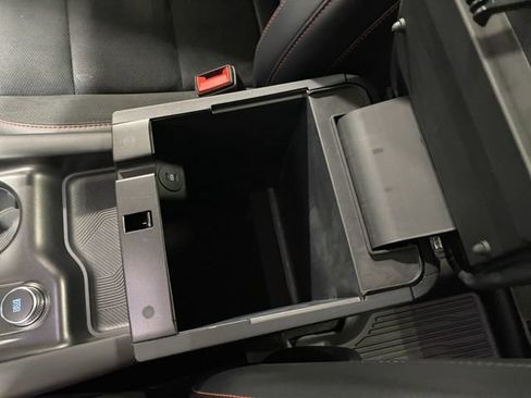 Certified 2025 Ford Explorer ST AWD/4WD image 32