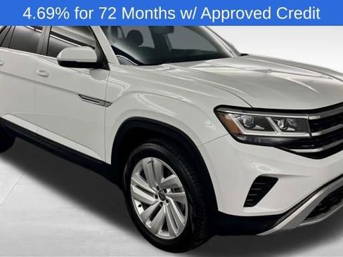 Used 2023 Volkswagen Atlas Cross Sport SE FWD image 1