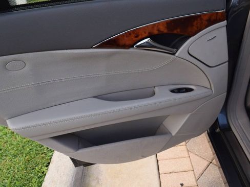 Used 2006 Mercedes-Benz E 350 Sedan image 71
