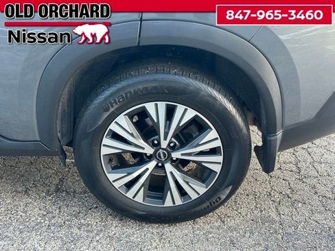 Used 2022 Nissan Rogue SV image 9